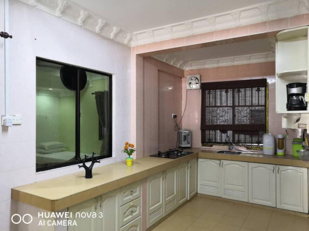 Ibu Home-To-Stay Pasir Gudang Luaran gambar