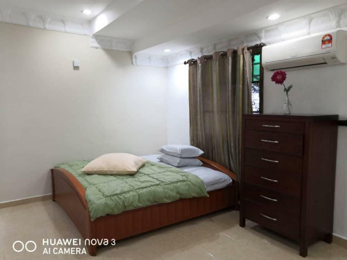 Ibu Home-To-Stay Pasir Gudang Luaran gambar