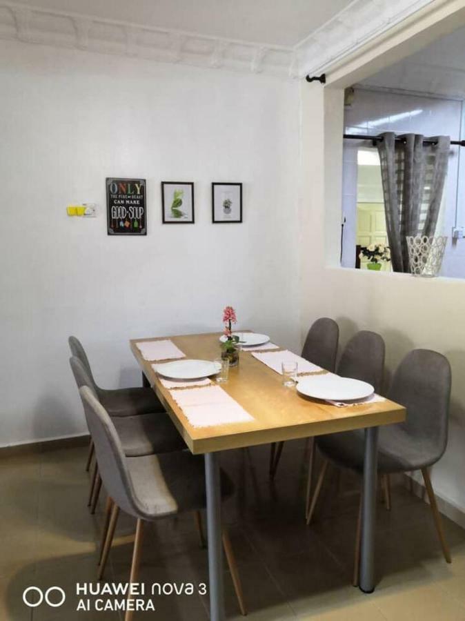 Ibu Home-To-Stay Pasir Gudang Luaran gambar