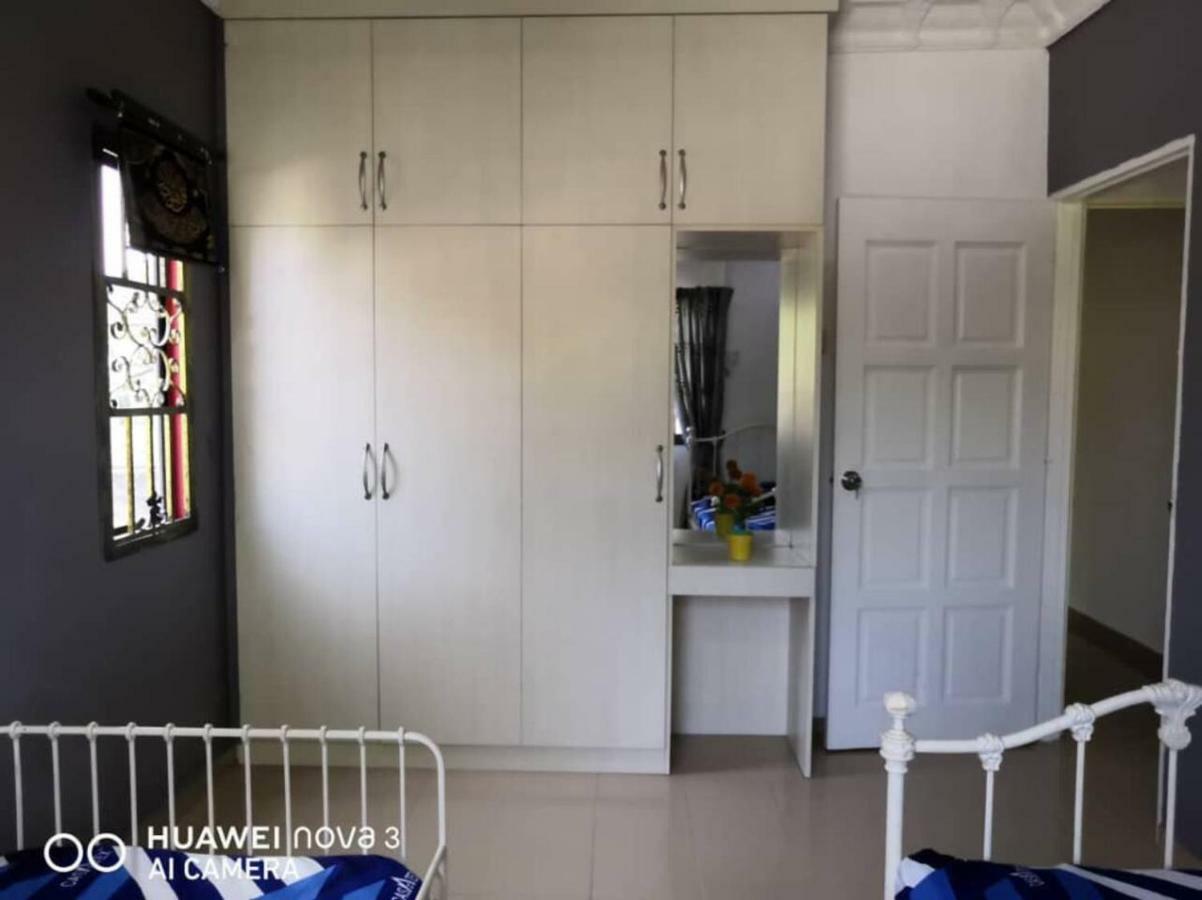 Ibu Home-To-Stay Pasir Gudang Luaran gambar
